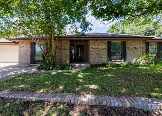 Property at 1200 Gatlinburg Dr, Pflugerville, TX 78660, 3 beds, 2 baths