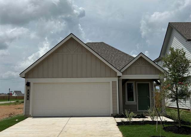 Property at 305 Randall Pl, Rockdale, TX 76567, 3 beds, 2 baths