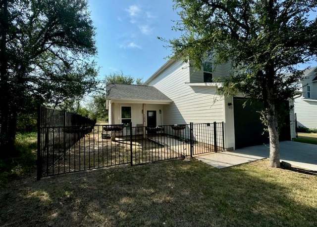 Property at 1204 N Mystic Dr, Granite Shoals, TX 78654, 3 beds, 2 baths