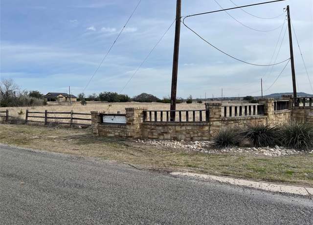Property at 101 Stonehouse Dr, Liberty Hill, TX 78642