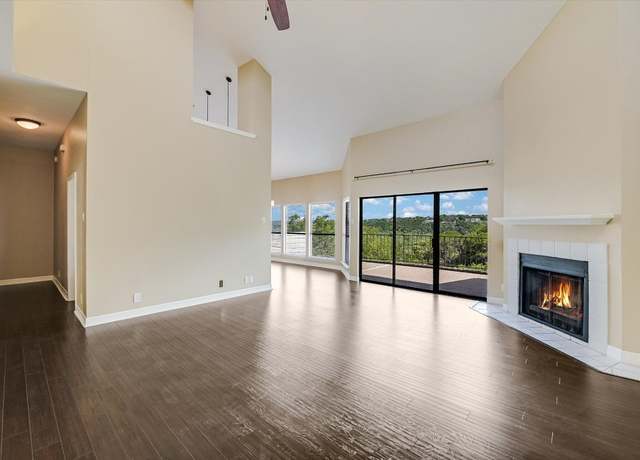 Property at 1520 Ben Crenshaw Way #219, Austin, TX 78746, 3 beds, 2 baths