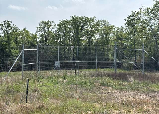 Property at 2250 Old Lockhart Rd, Plum, TX 78952
