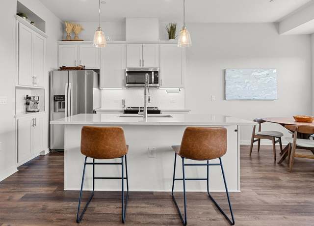 Property at 12001 Vista Parke Dr #1102, Austin, TX 78726, 2 beds, 2 baths