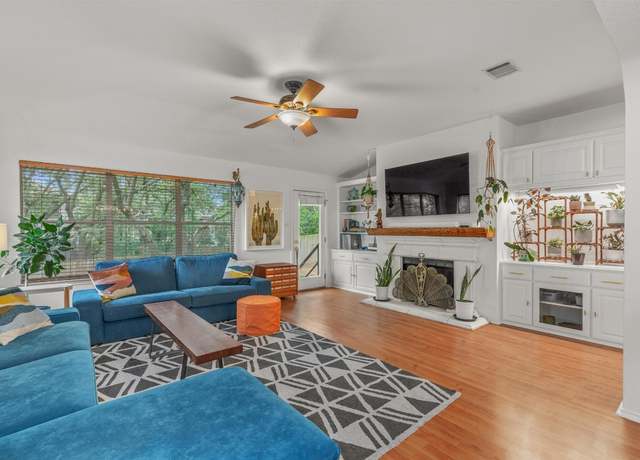 Property at 1218 Highland Dr, Cedar Park, TX 78613, 4 beds, 2 baths