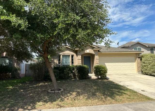 Property at 221 Roadrunner Ave, New Braunfels, TX 78130, 3 beds, 2 baths
