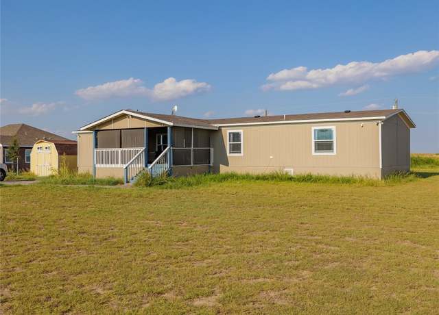 Property at 2877 County Road 463 Rd, Elgin, TX 78621, 5 beds, 2 baths