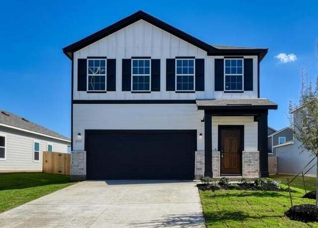 Property at 2541 Ayers Dr, Seguin, TX 78155, 3 beds, 2.5 baths