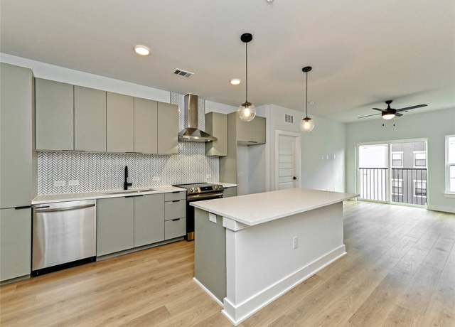Property at 2500 Longview St #518, Austin, TX 78705, 2 beds, 2 baths