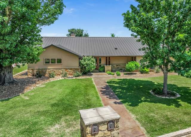 Property at 348 Carlson Cir, Buchanan Dam, TX 78609, 4 beds, 3 baths