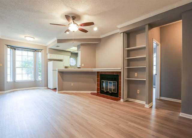 Property at 3111 Tom Green St #105, Austin, TX 78705, 2 beds, 2 baths