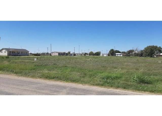 Property at 523 P Ave, Ralls, TX 79357