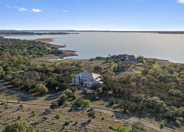 Property at 4401 Sunset Cliff Rd, Burnet, TX 78611, 4 beds, 4.5 baths