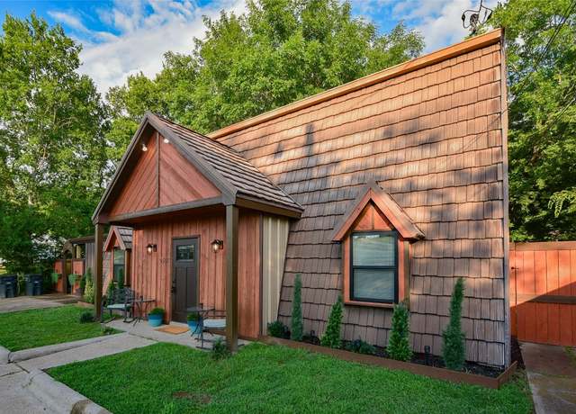 Property at 507 W Fawn St, Caldwell, TX 77836, 5 beds, 3 baths