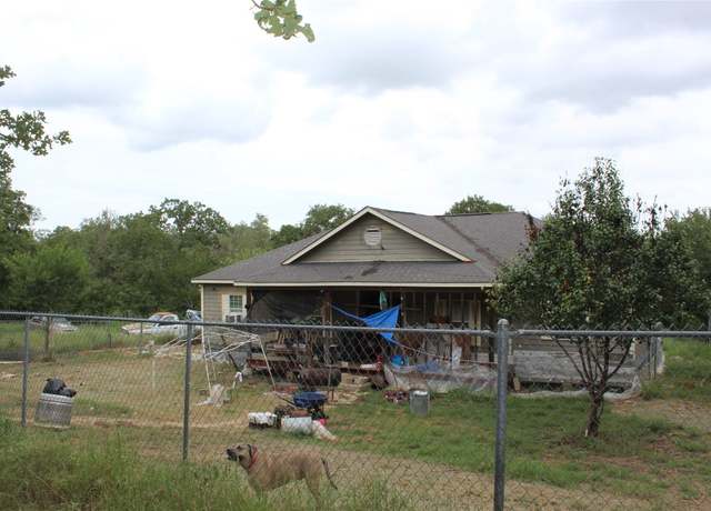 Property at 332 Thousand Oaks Dr, Cedar Creek, TX 78612, 4 beds, 2 baths