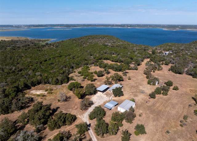 Property at 8520 Brewer Ln, Salado, TX 76571, 2 beds, 1 bath