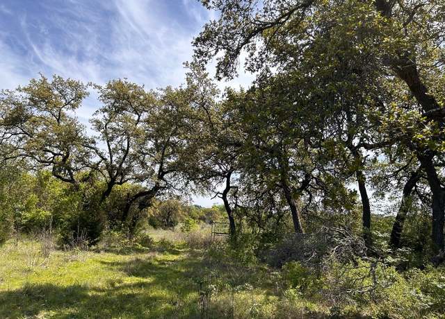 Property at 207 Liberty Oaks Blvd, Belton, TX 76513