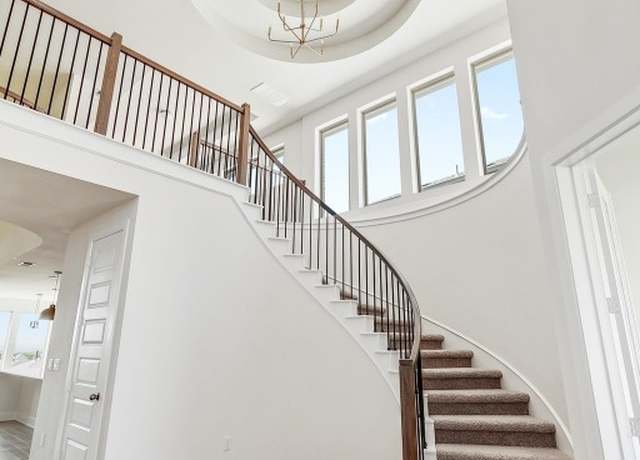 Property at 8013 Royal Mint Cv, Lago Vista, TX 78645, 4 beds, 3.5 baths