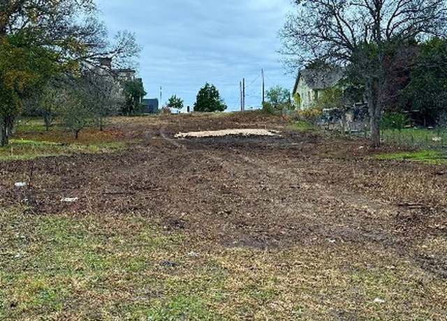 Property at 2404 Thrasher Ln, Austin, TX 78741