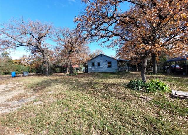 Property at 1161 Private Road 3063, Lexington, TX 78947, 2 beds, 1.5 baths