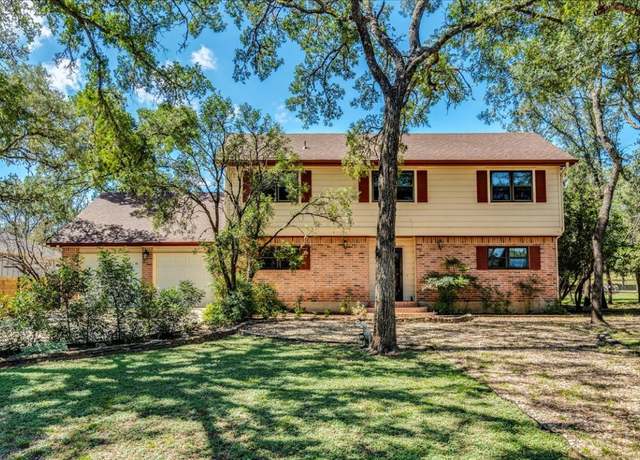 Property at 35 Deer Ridge Rd, Wimberley, TX 78676, 2 beds, 2 baths