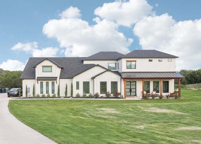 Property at 432 Buffalo Trl, Liberty Hill, TX 78642, 5 beds, 3.5 baths