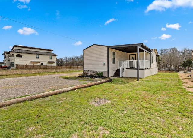 Property at 107 La Flor Dr, Dale, TX 78616, 3 beds, 2 baths