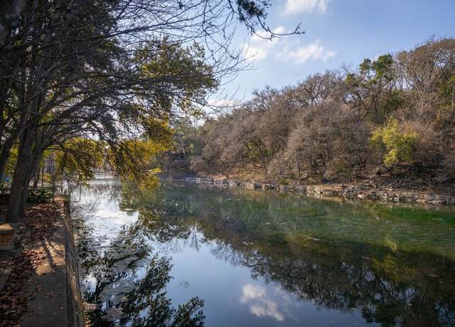 Property at 101 E Edgewater Ter, New Braunfels, TX 78130, 3 beds, 3 baths