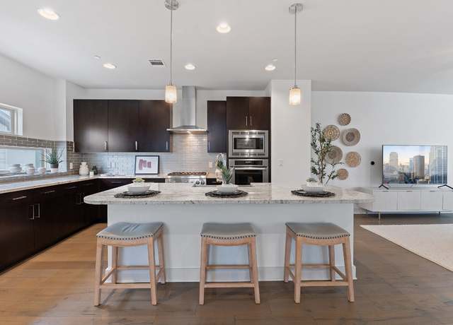 Property at 1205 Elm St #5, Austin, TX 78703, 3 beds, 3.5 baths