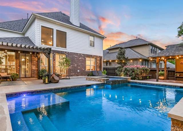 Property at 2417 Turtle Mountain Bnd, Austin, TX 78748, 4 beds, 3.5 baths