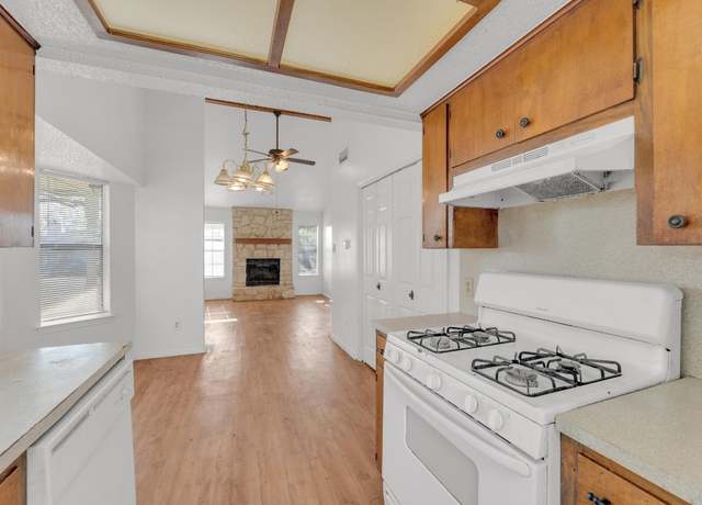 Property at 16048 Stoneham Cir, Pflugerville, TX 78660, 2 beds, 2 baths