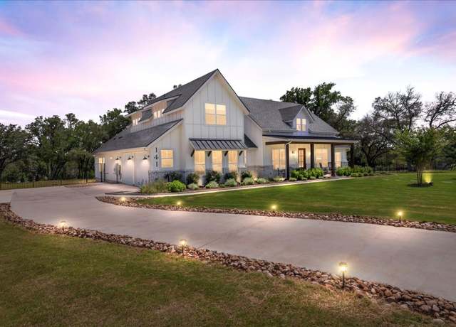 Property at 141 Tambra Lea Ln, Liberty Hill, TX 78642, 5 beds, 4 baths
