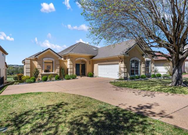 Property at 6 Radnor Dr, The Hills, TX 78738, 3 beds, 2.5 baths