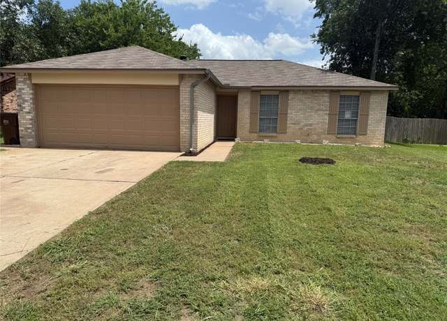 Property at 905 Rolling Green Dr, Round Rock, TX 78664, 3 beds, 2 baths