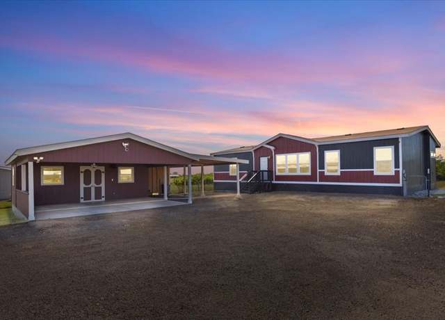 Property at 434 Lippe Ln, Niederwald, TX 78639, 3 beds, 2 baths