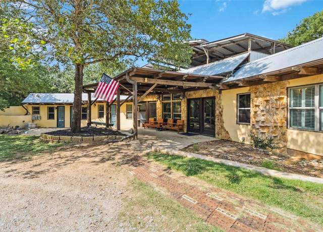Property at 208 Old Potato Rd, Paige, TX 78659, 4 beds, 3.5 baths