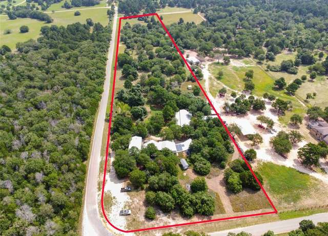 Property at 208 Old Potato Rd, Paige, TX 78659, 4 beds, 3.5 baths
