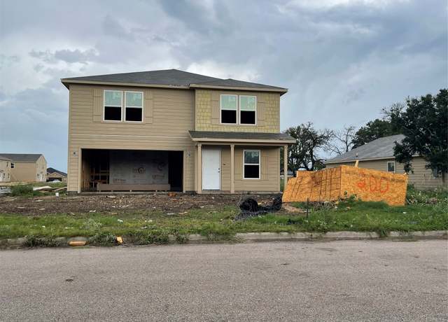Property at 200 Fred Patrick Dr, Killeen, TX 76542, 5 beds, 2.5 baths