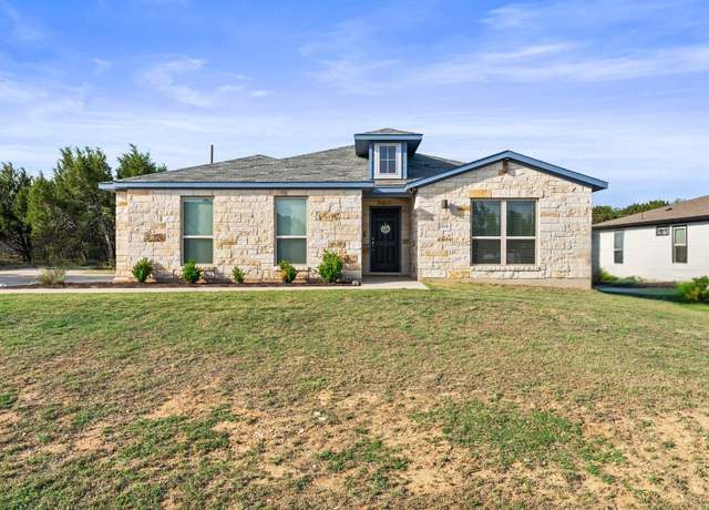 Property at 21604 Bluejay Blvd, Lago Vista, TX 78645, 3 beds, 2 baths