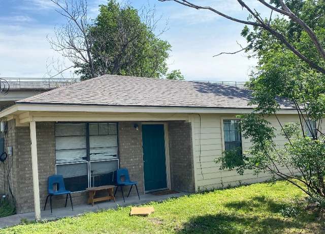 Property at 5 S 19th St, Temple, TX 76504, 3 beds, 2 baths