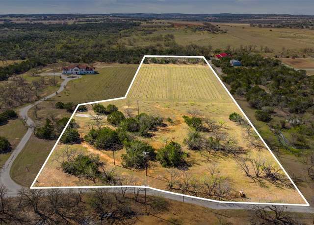 Property at 400 Chateau Ln, Stonewall, TX 78671