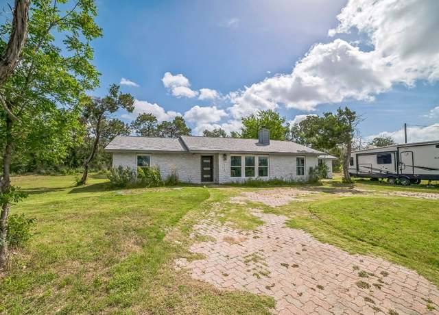 Property at 9600 Claxton Dr, Austin, TX 78736, 3 beds, 2 baths