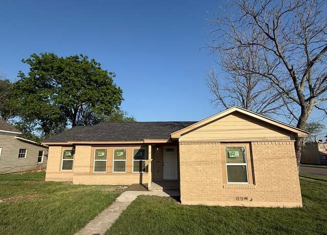 Property at 1300 N 2nd St, Killeen, TX 76541, 3 beds, 2.5 baths