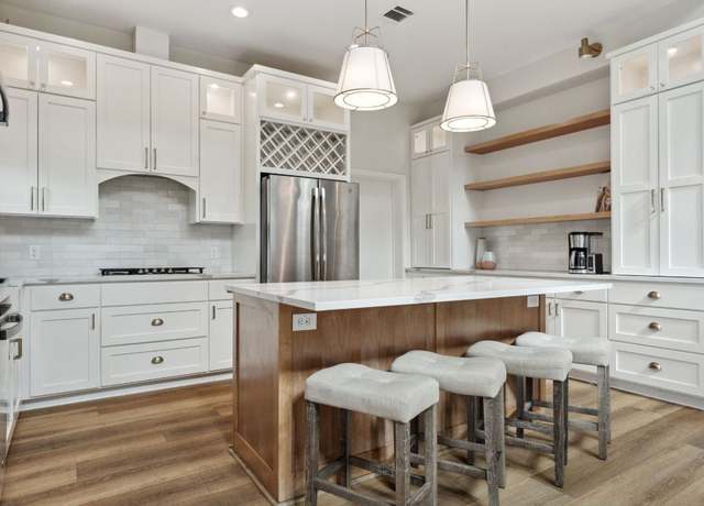 Property at 800 Newcastle Dr, Austin, TX 78745, 5 beds, 4 baths