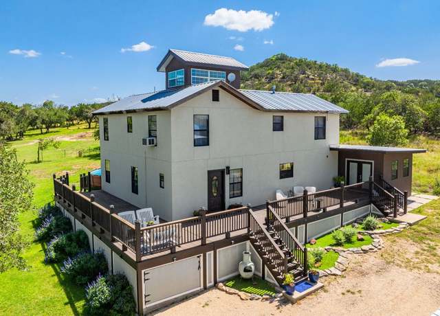 Property at 362 Oak Haven Rd, Fredericksburg, TX 78624, 4 beds, 2.5 baths