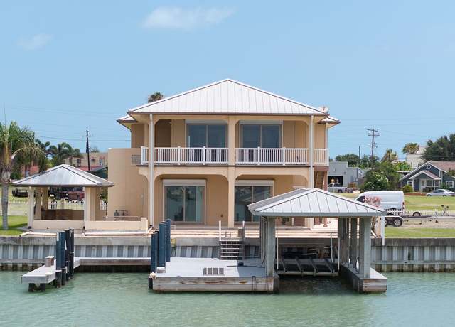 Property at 629 N Yturria St, Port Isabel, TX 78578, 4 beds, 4 baths