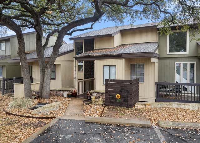 Property at 317 Venture Blvd S, Point Venture, TX 78645, 3 beds, 2 baths