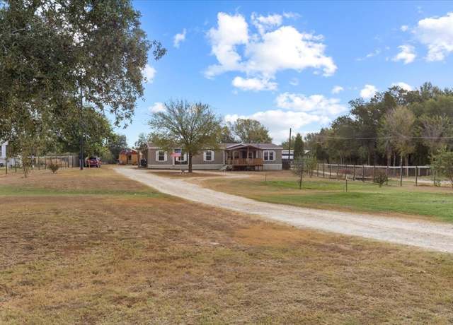 Property at 212 Old Coach Ln, Elgin, TX 78621, 4 beds, 2 baths