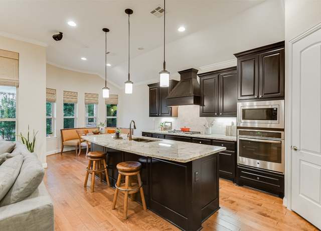Property at 203 Maxwell Way, Austin, TX 78738, 3 beds, 2.5 baths