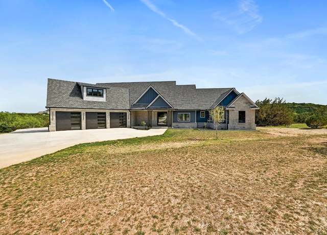 Property at 304 Spring Hollow Dr, Bertram, TX 78605, 5 beds, 3.5 baths