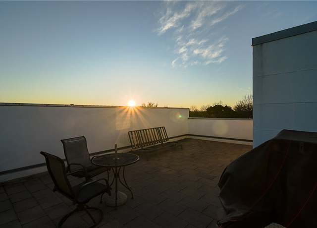 Property at 4801 S Congress Ave Unit P5, Austin, TX 78745, 1 bed, 1.5 baths
